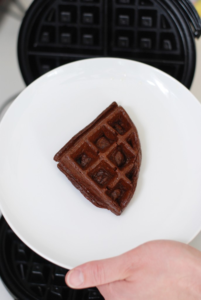 Flourless Chocolate Waffle | getinmymouf.com