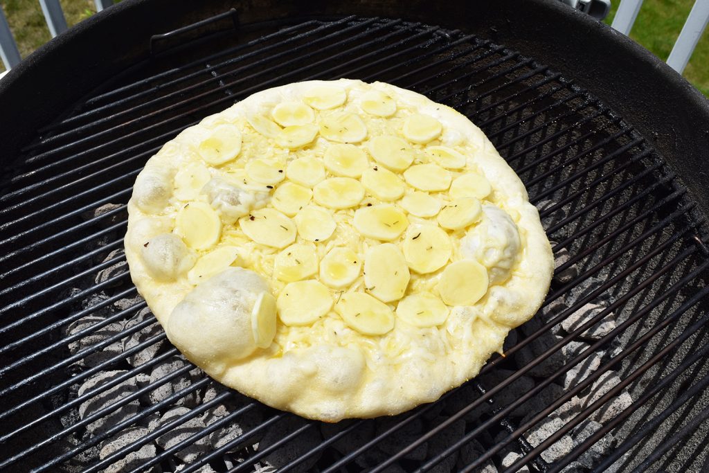 Get in my Mouf | Grilled Rosemary Potato Pizza