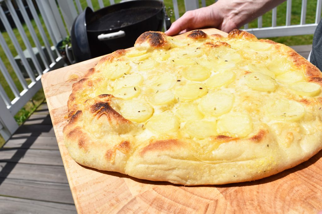 Get in my Mouf | Grilled Rosemary Potato Pizza